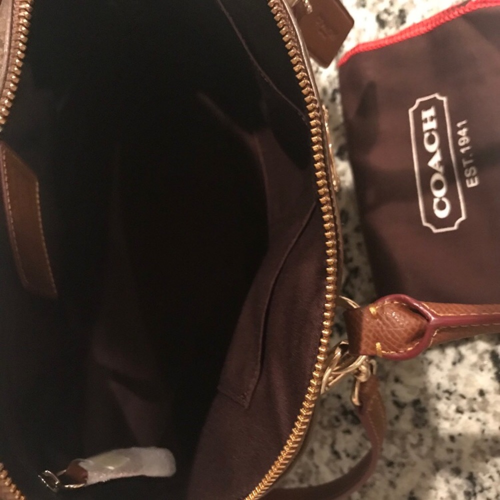 SOLD✨SALE✨Coach NWT Signature Canvas & Leather Bag - Picture 7 of 8